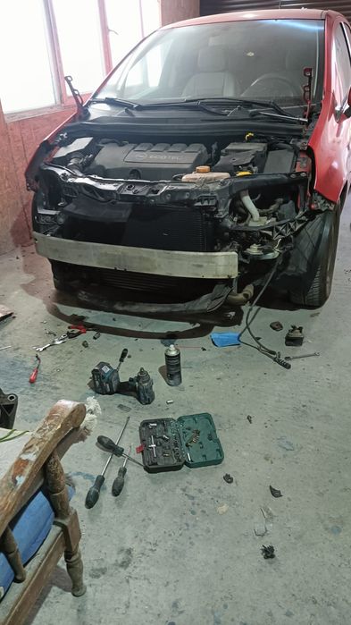 Tinichigerie București vopsitorie auto