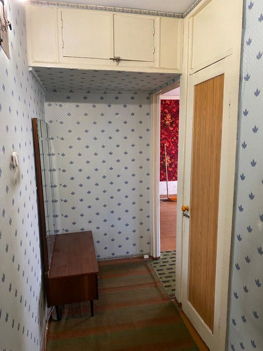 Продам однокомнатную квартиру .