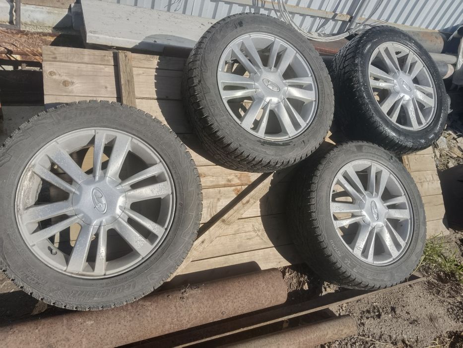 Продам комплект с дисками