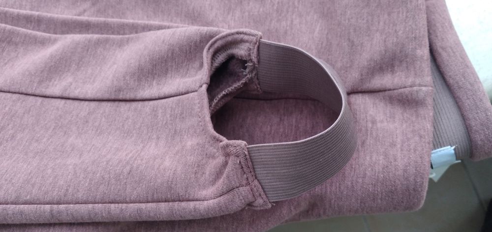 Клинове и дънки за момиче