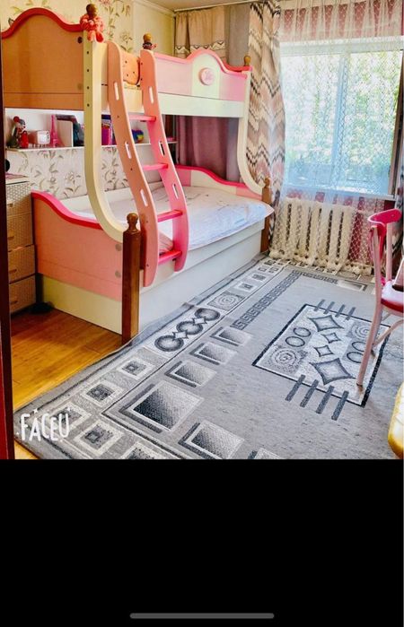 кровать детская двухъярусная