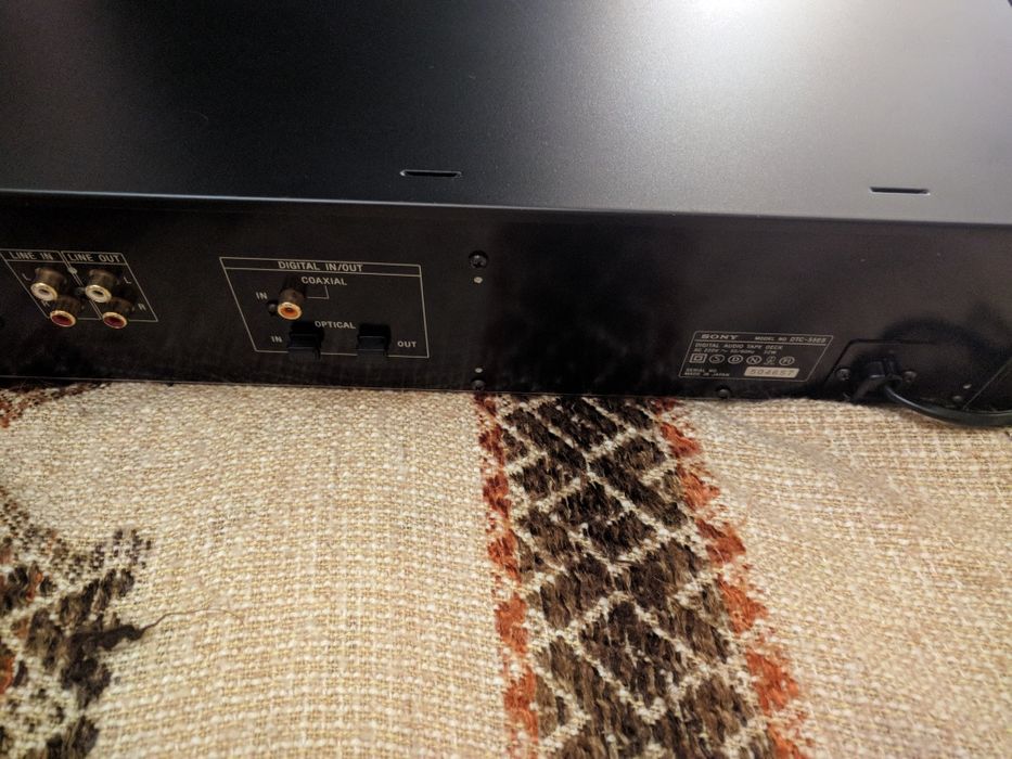 Vind din colecția personală DAT SONY 55 ES ..