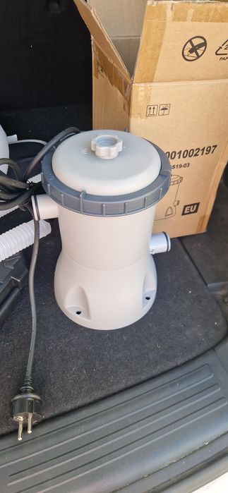 Филтърна помпа за басейн 2006L/H BESTWAY 58383