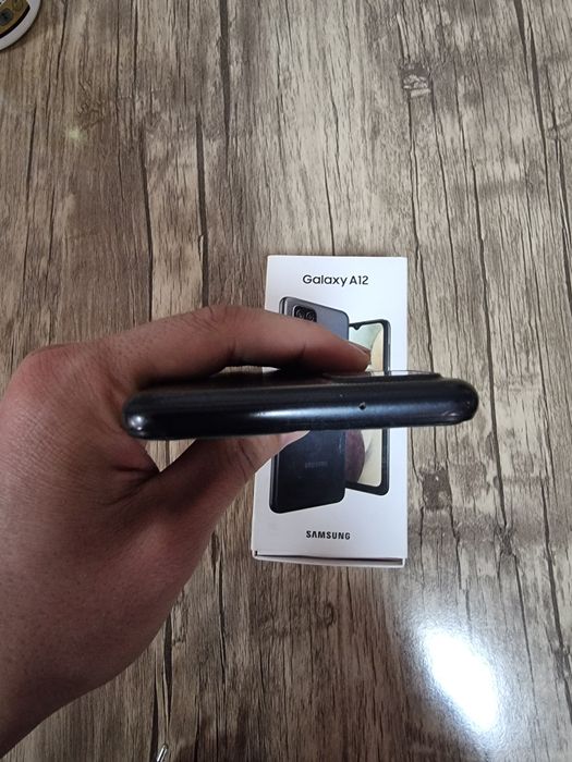 Samsung galaxy A12
