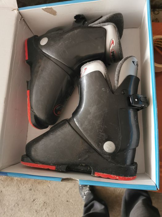 Echipament de ski
