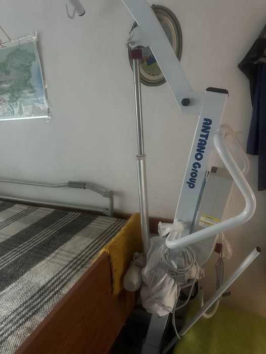 Електрически лифтер за инвалиди/Италия