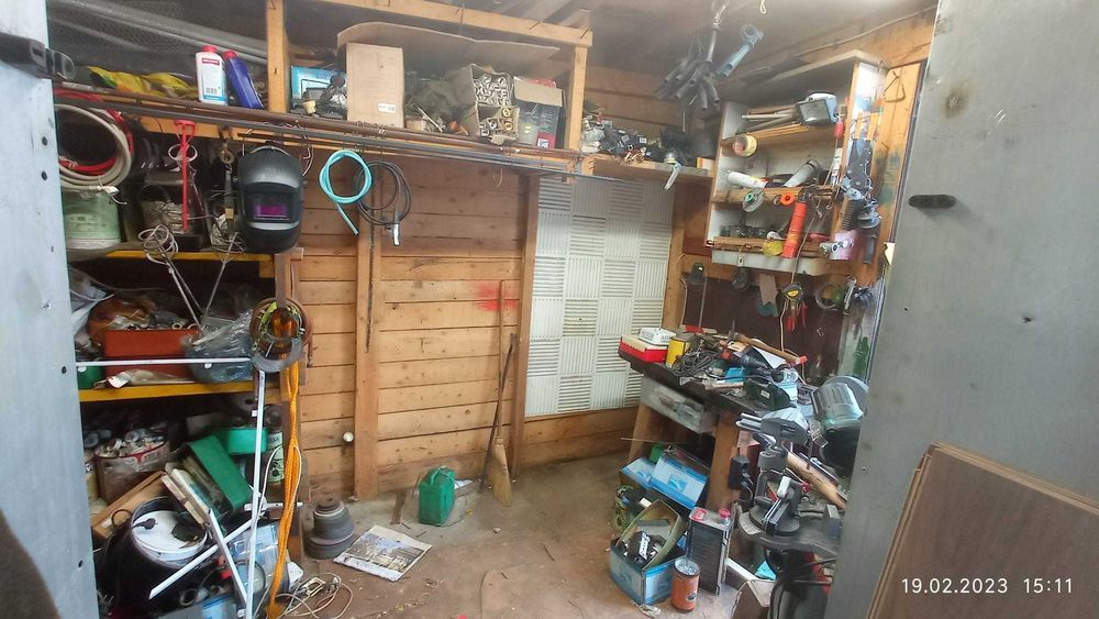 Продавам магазин