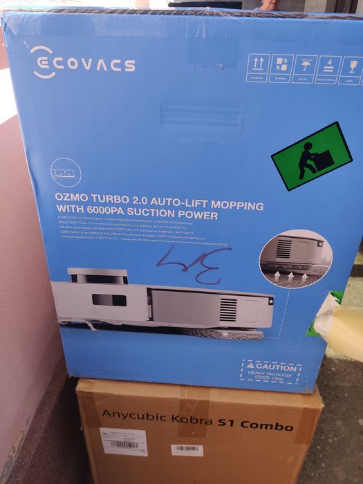 Aspirator Robot ecovax T20 omni