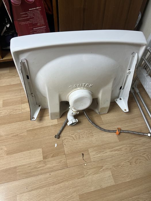 Раковина над машинкой