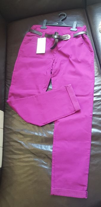 Еластичен тъмно цикламен панталон