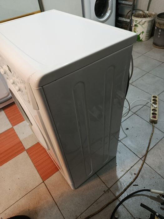 Стиральная машина Индезит 6 кг