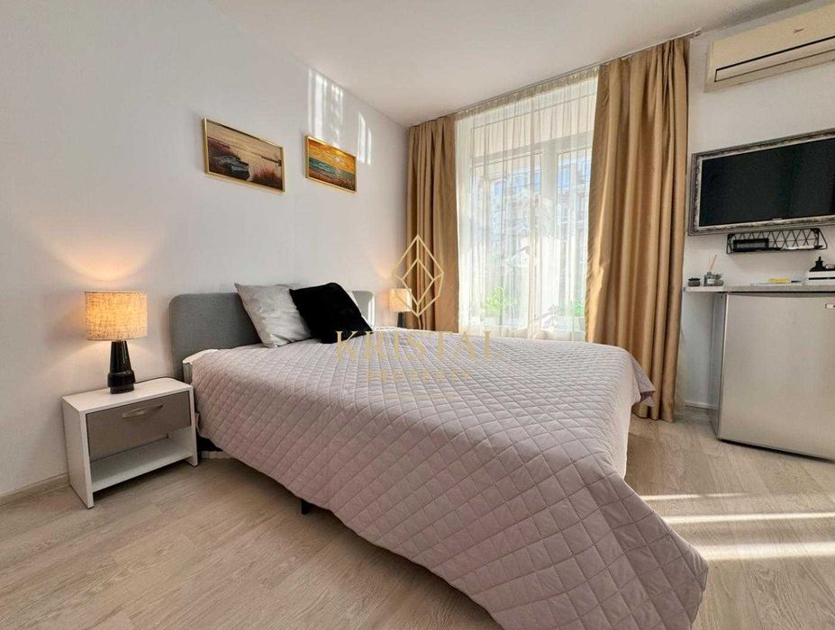 Продава се Едностаен апартамент в к.к. Слънчев бряг - 37 кв.м за 1730 €/кв.м - Снимка #1