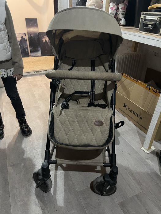 Продам детскую коляску