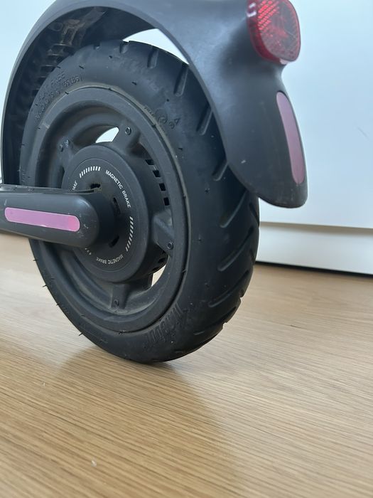 Ninebot Segway E25E