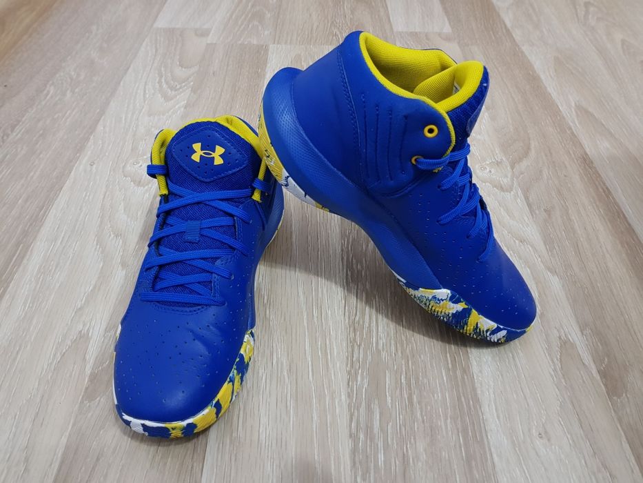 Adidasi Under Armour mărimea 40