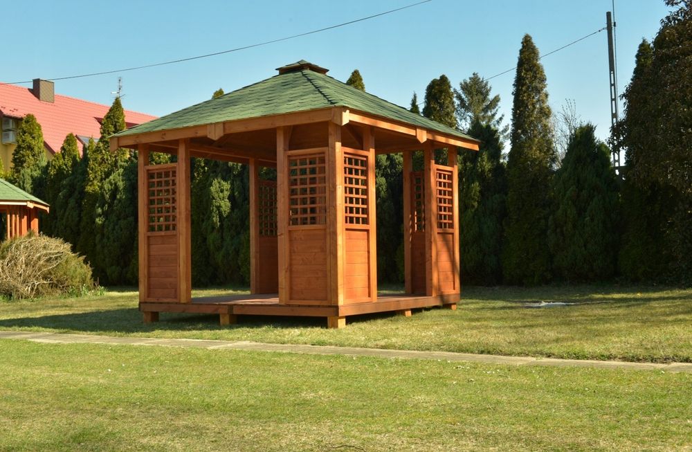 Vând Foișor din lemn