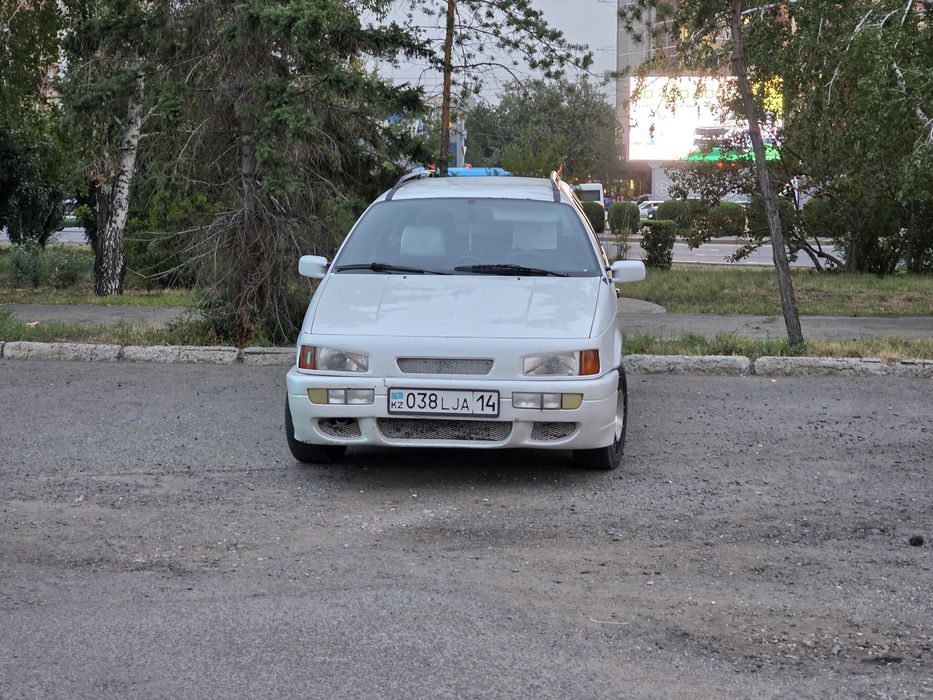 Passat B3 универсал 1.8