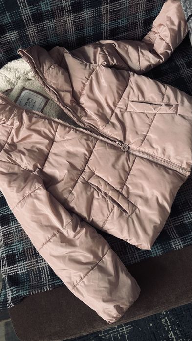 Куртка демисезонная на девочку