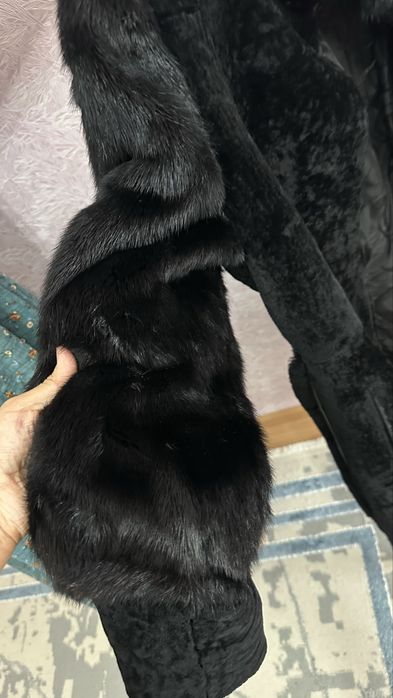 Продам натуральный мутон шуба