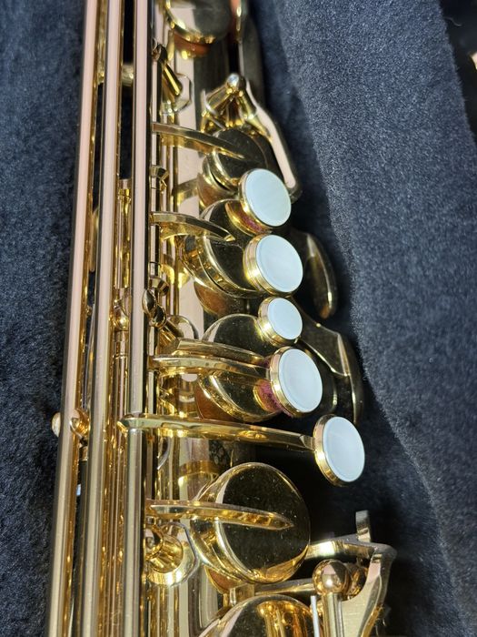 Продам саксофон Yamaha YAS-280