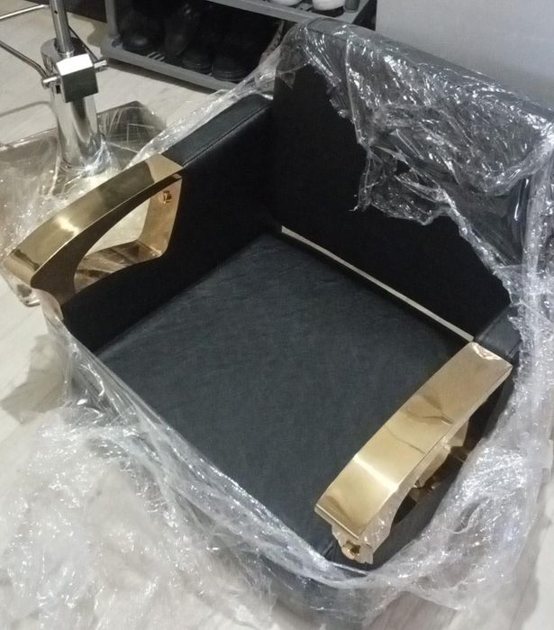 Продам кресло салонное