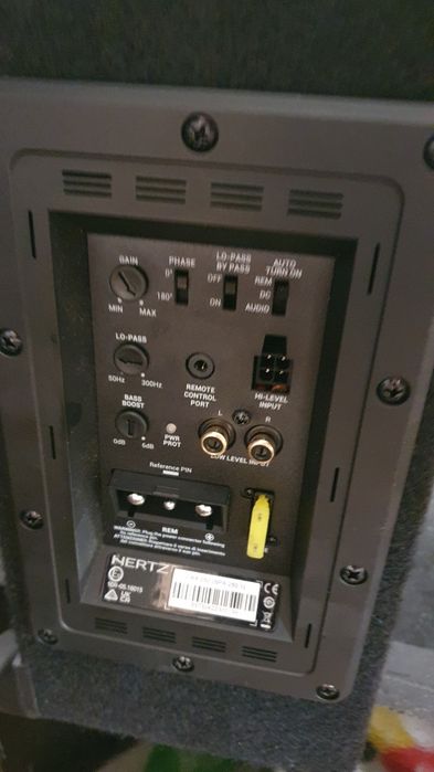 Pioneer DEH-S720DAB + subwoofer activ Hertz DBA 200.3 – sistem audio autoDa.