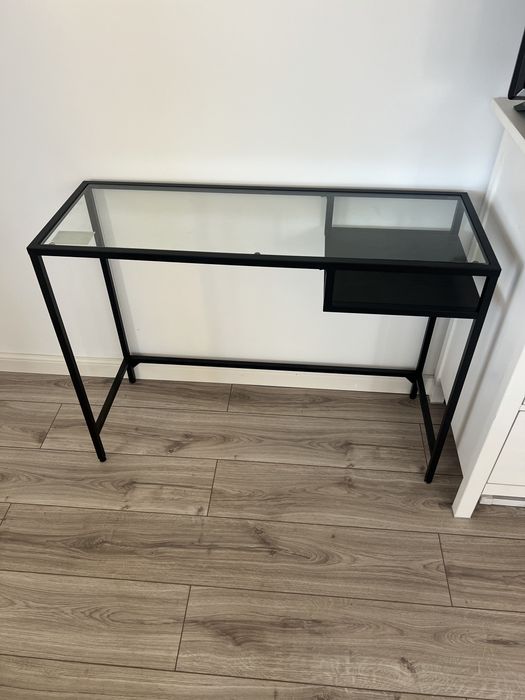 Comoda Ikea metal si sticla