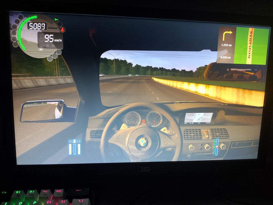 Игровой руль  Genius Trio Racer FF.