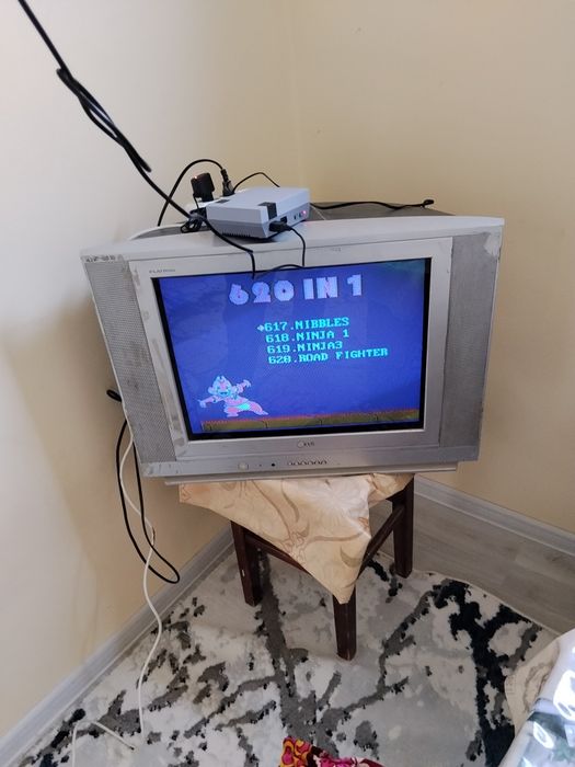 Dendiy sotiladi retro oʻyinlari bor yaxshi holatda hamma narsasi   bor