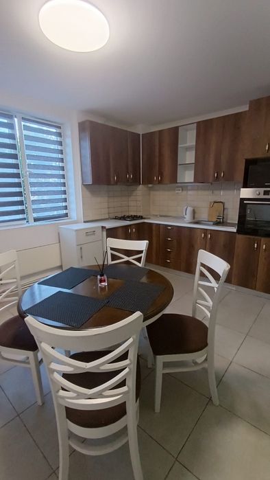 Apartament 2 dormitoare 80 mp
