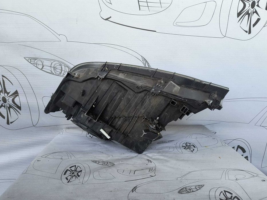 Far Dreapta Uk Halogen Bmw 3 F30 F31 2013 / 2012-2015 Cod OEM 63117259540 (1E1)