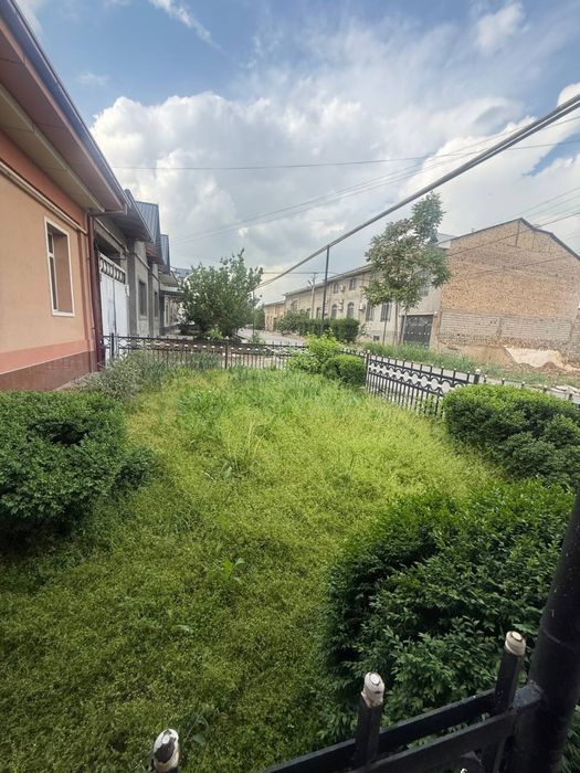Учаска сотилади юкори дархон 5 сот