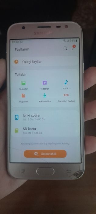 Samsung j330 telefon