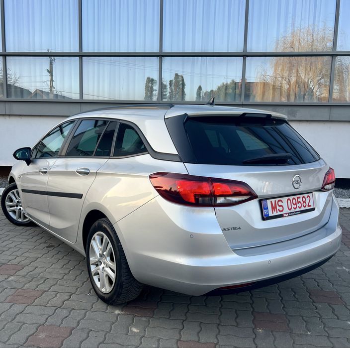 Opel Astra K • 1.6 Diesel • Navigatie • Euro 6 • Parktronic