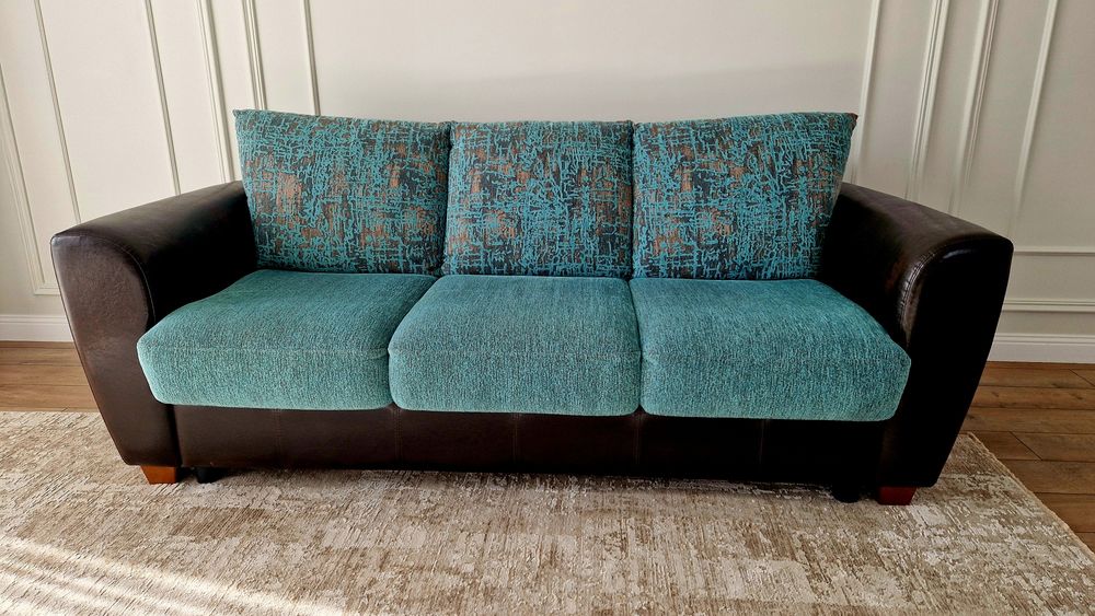 Диван-кровать кожаный