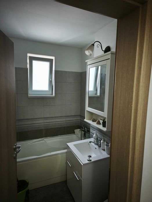 Inchiriez apartament 64 mp in Militari Rezidence