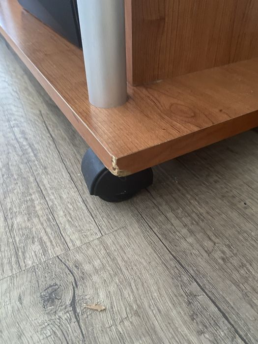 Тв шкаф на колелца