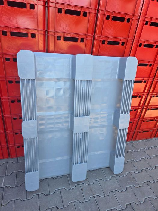 Palet plastic igienic 100x120/calitate superioara/TRAMNSPORT GRATUIT
