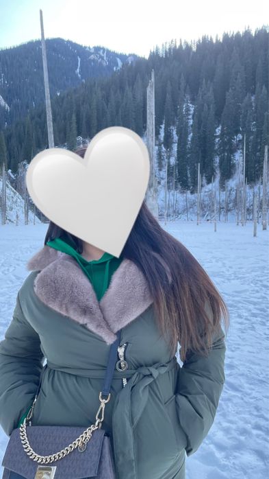 Продается зимняя куртка Rafaello