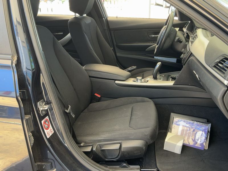 BMW 3er 318d 2015