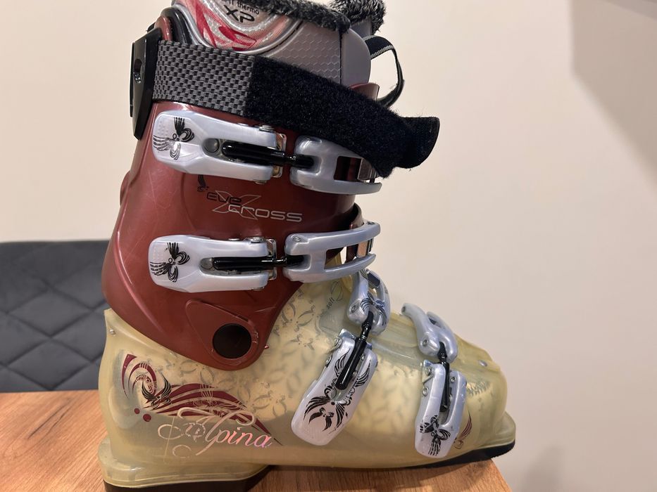 Ски обувки 24,5Alpina