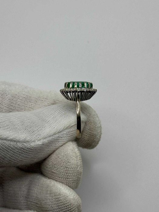 INEL AUR alb 18K + SMARALD Natural =5CT + 16 Diamante =0.80ct -Vintage