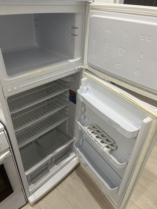 Холодильник срочно!!!