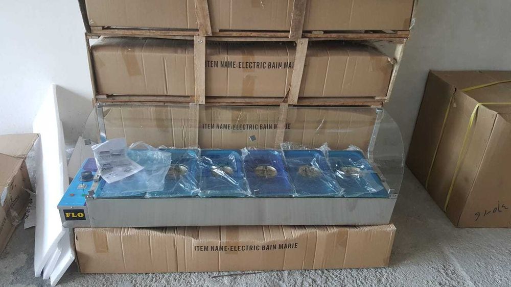 Vitrina electrica mentinere la cald Bain Marie 1.2M 6 GN 1/3 10cm