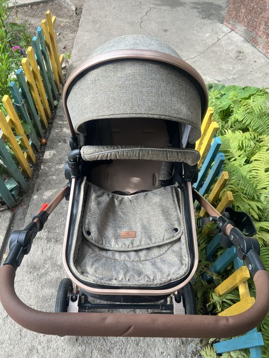 Продается детская коляска Lorelli Alba