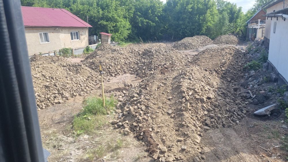 Услуга  Погрузчика и самосвала вывоз мусора