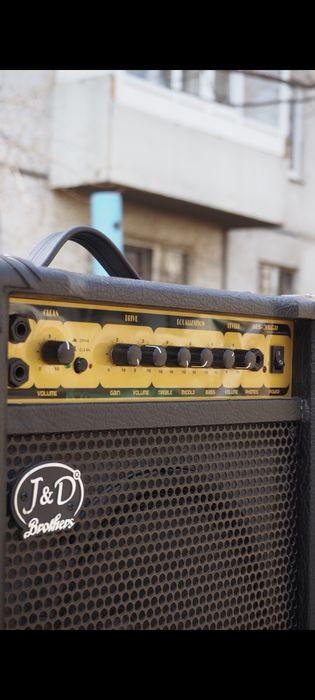 Комбоусилители peavey & JD Brothers