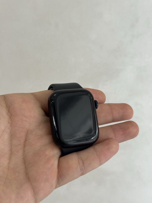 Apple Watch 8 и Galaxy 5