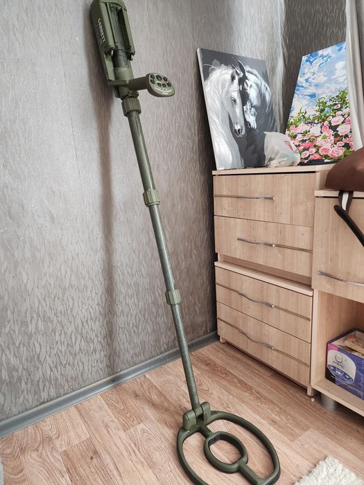 Продам металлоискатель Garet ATX