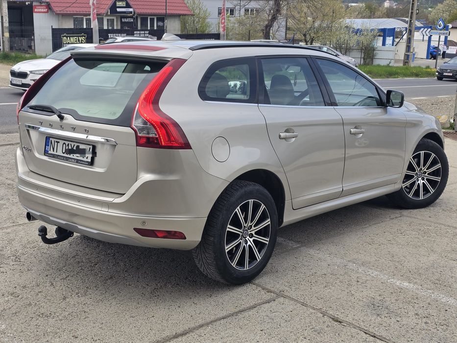 Volvo XC60 2.0d 2016 piele navi senzori recent înmatriculată Ro Propri